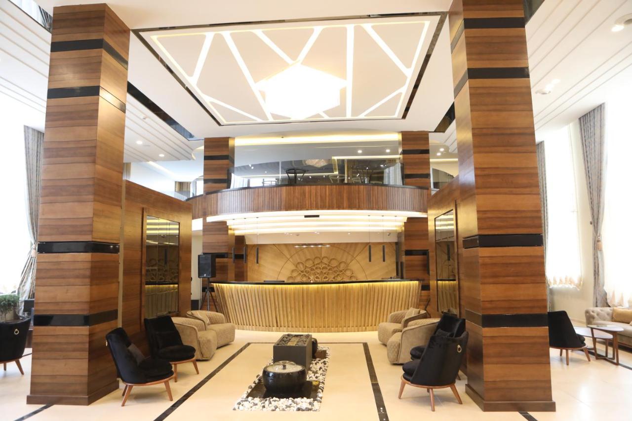 فندق صحارى الخليج Sahara Gulf Hotel Apartments アンマン エクステリア 写真